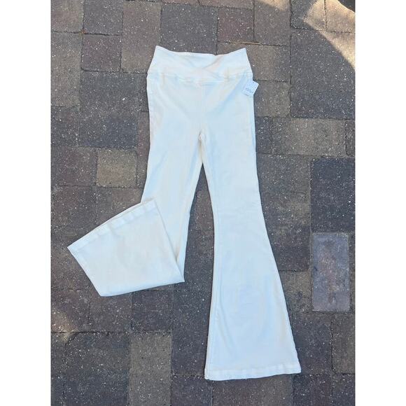 We The Free Denim - NWT We the Free cream stretchy hi rise flare jeans size 27x34